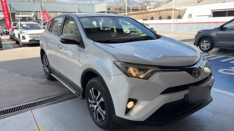 Toyota Rav 4 2.0 Adventure 4x2 Lujo Cvt At 5p año 2019