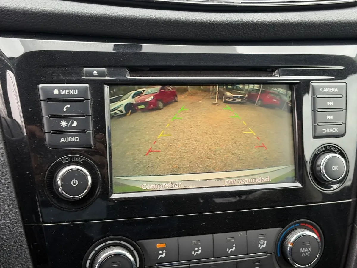 Nissan X-Trail 2.5 Sense Mc 4x2 2row Cvt At 5p año 2022