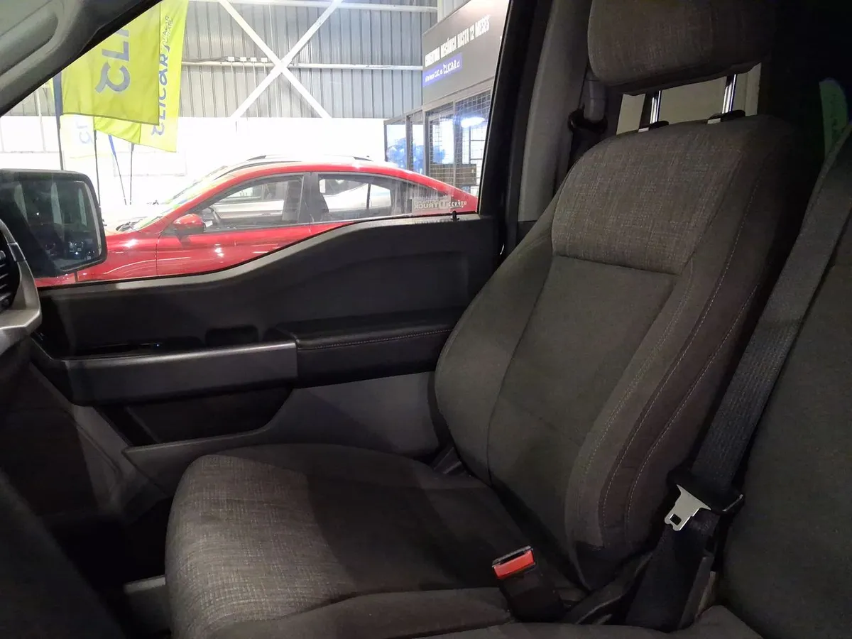 Ford F-150 3.3 Xlt Cc Dob. Cab. 4x2 At 4p año 2022