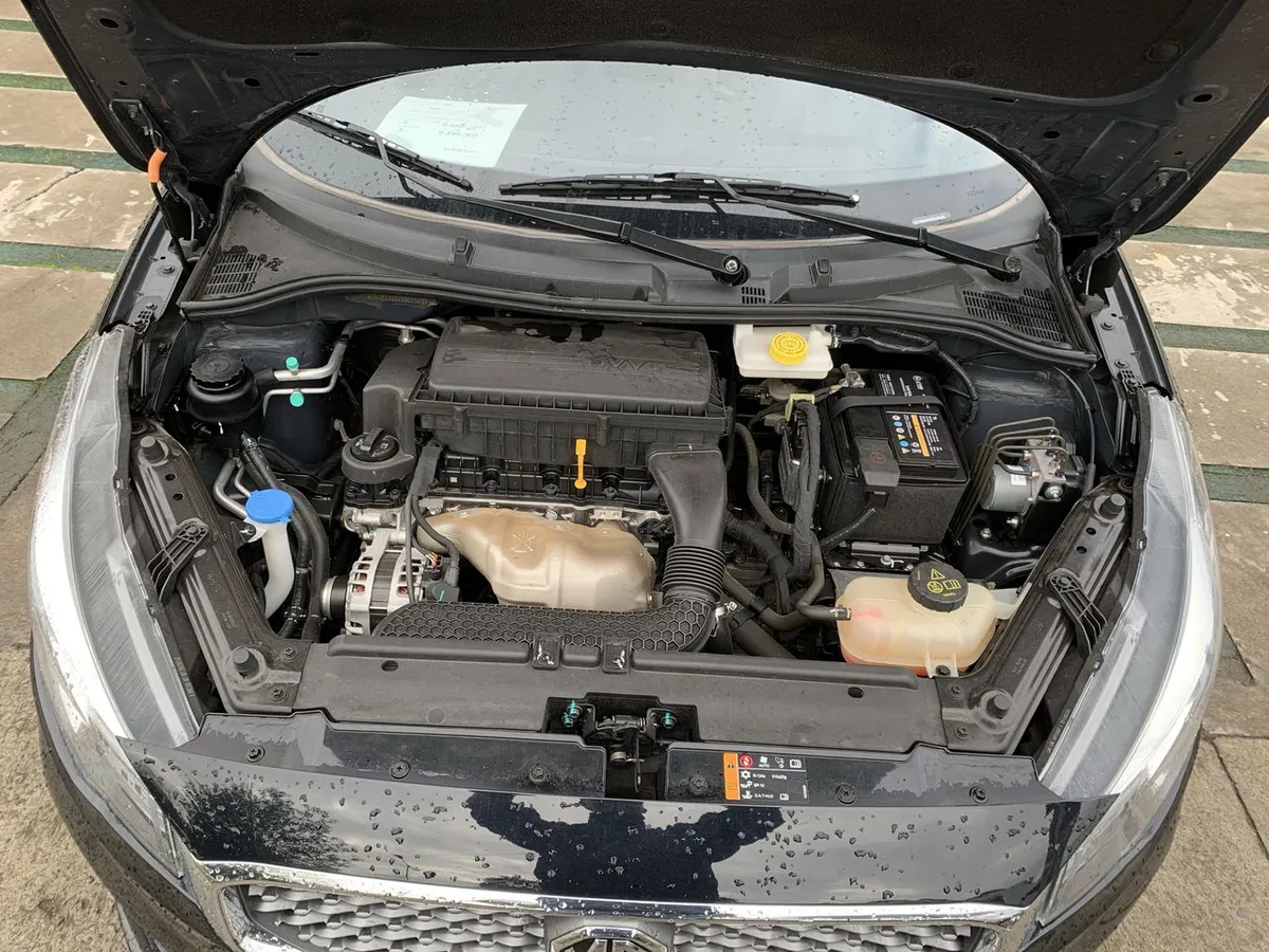 MG Mg 3 1.5 Com 2wd Hb Mt 5p año 2026
