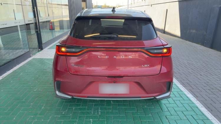 Lexus Lbx 1.5 Active Hibrido 4x2 Cvt At 5p año 2024
