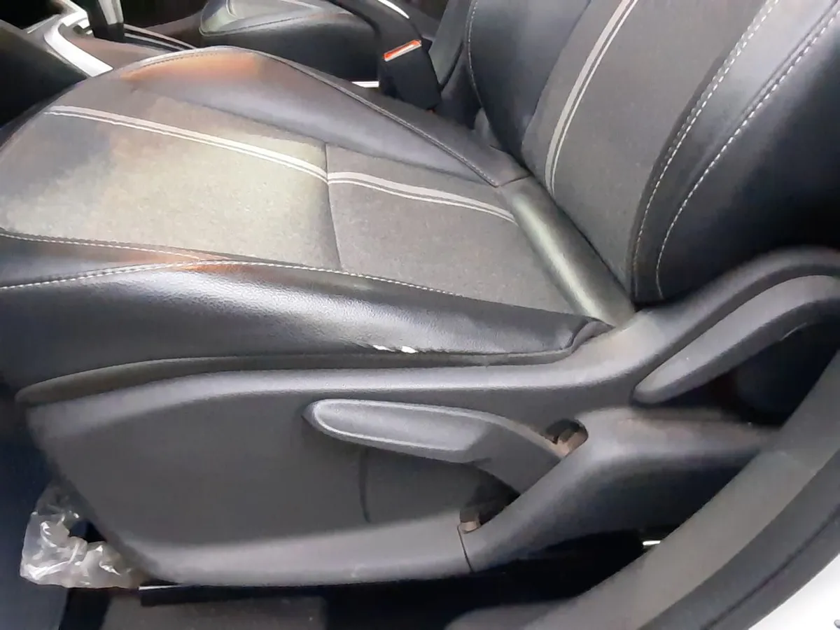 Chevrolet Tracker 1.2t Ltz Fwd At 5p año 2023