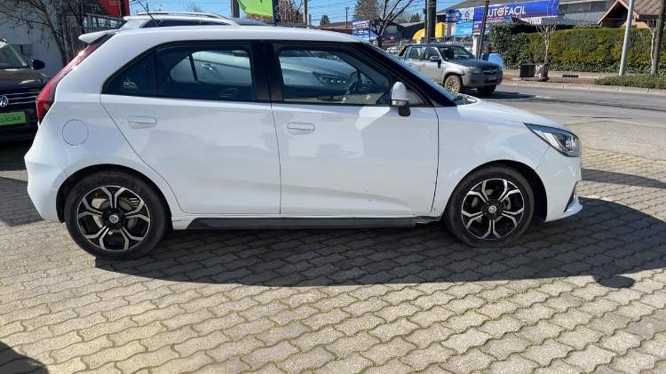 MG Mg 3 1.5 Std 4x2 Hb At 5p año 2022