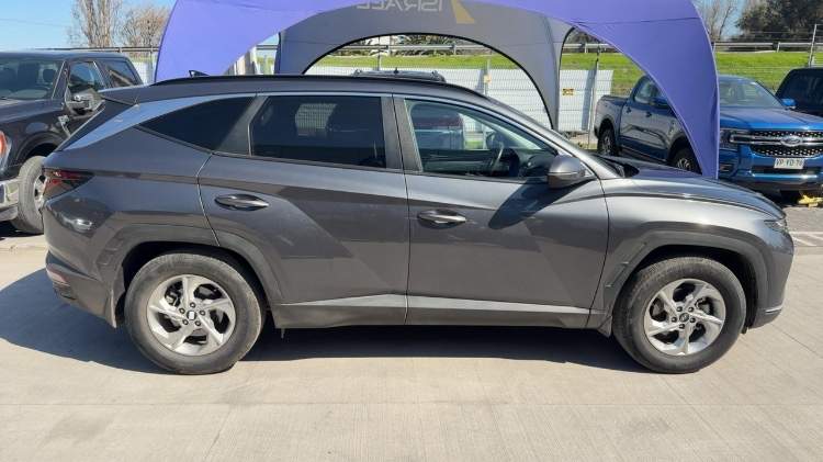 Hyundai Tucson 2.0 Nx4 Plus 2wd At 5p año 2023