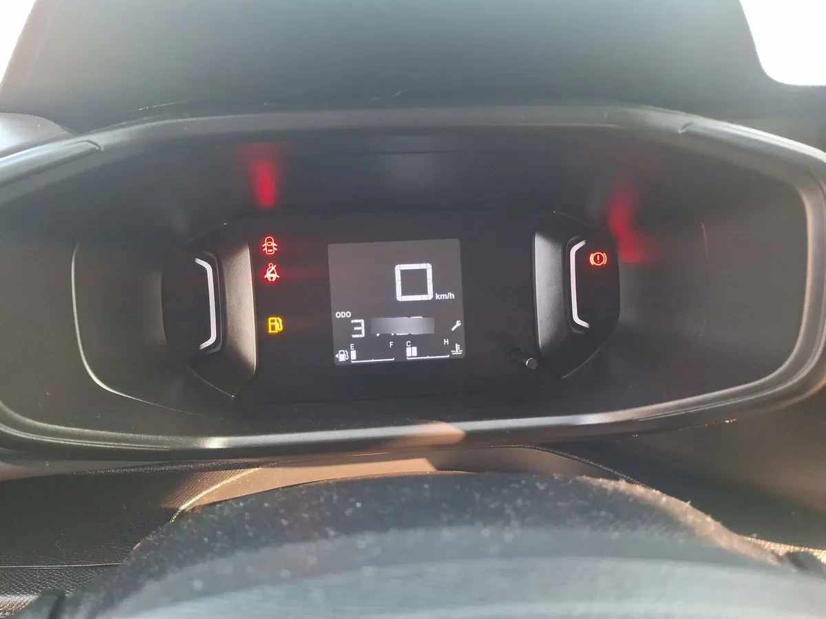Citroen C3 1.2 Puretech Feel 4x2 Hb 110 Ss Eat6 At 5p año 2023