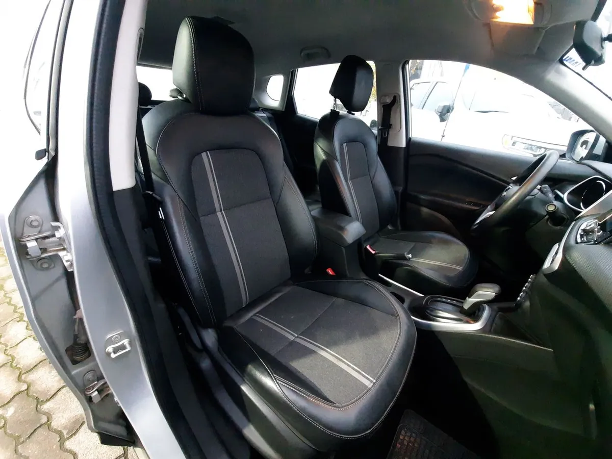 Chevrolet Tracker 1.2t Ltz Fwd At 5p año 2023