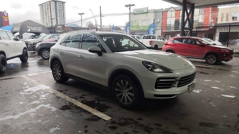 Porsche Cayenne 3.0 V6 4x4 E3 At 5p año 2019