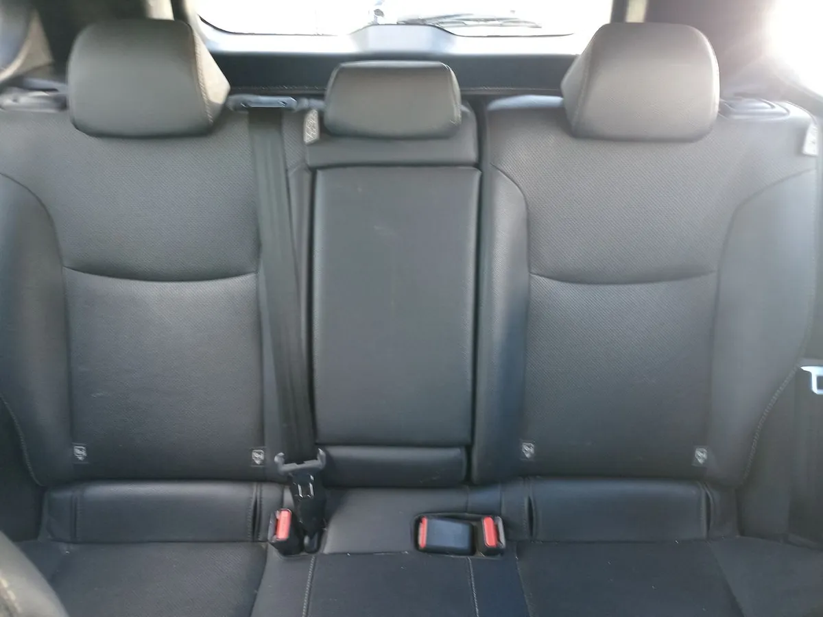Toyota Corolla Cross 1.8 Seg Hybrid 4x2 Cvt At 5p año 2023