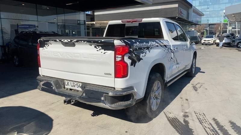 Chevrolet Silverado 5.3 Ltz 4wd Cc Dob. Cab. At 4p año 2019