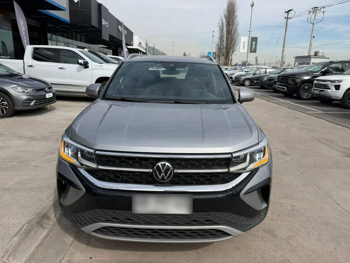 Volkswagen Taos 1.4 Tsi Highline 4x2 At 5p año 2025