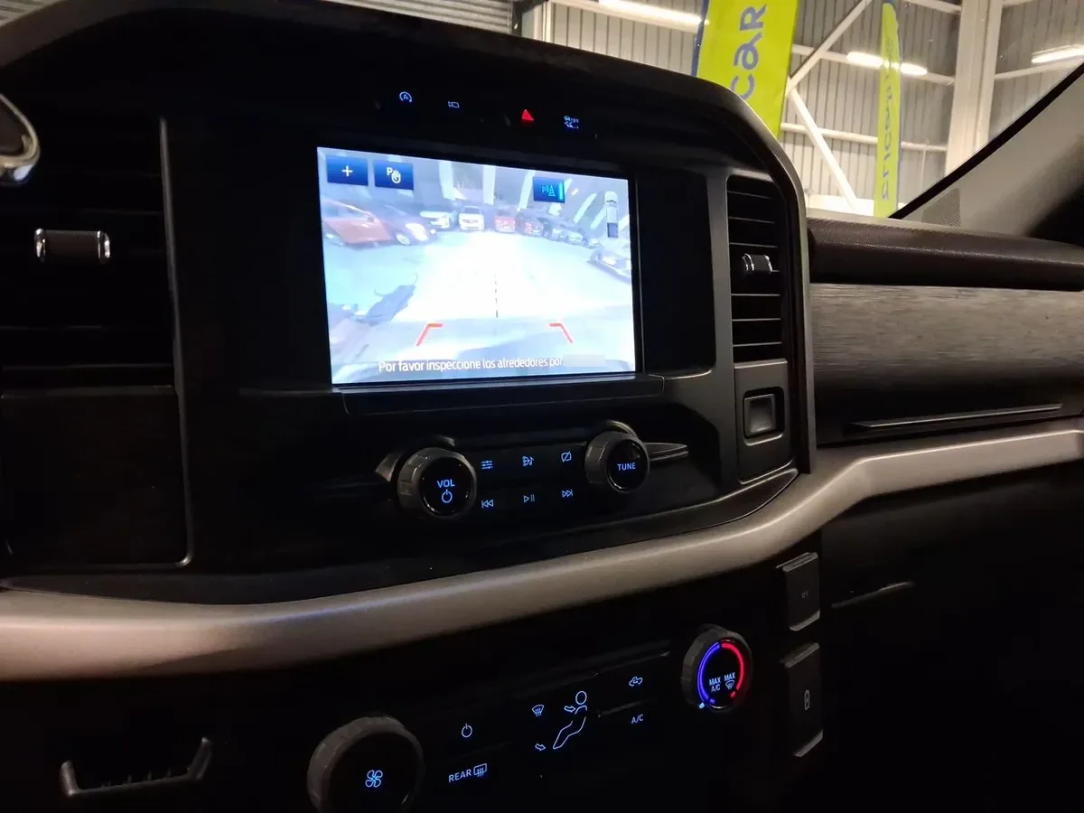 Ford F-150 3.3 Xlt Cc Dob. Cab. 4x2 At 4p año 2022