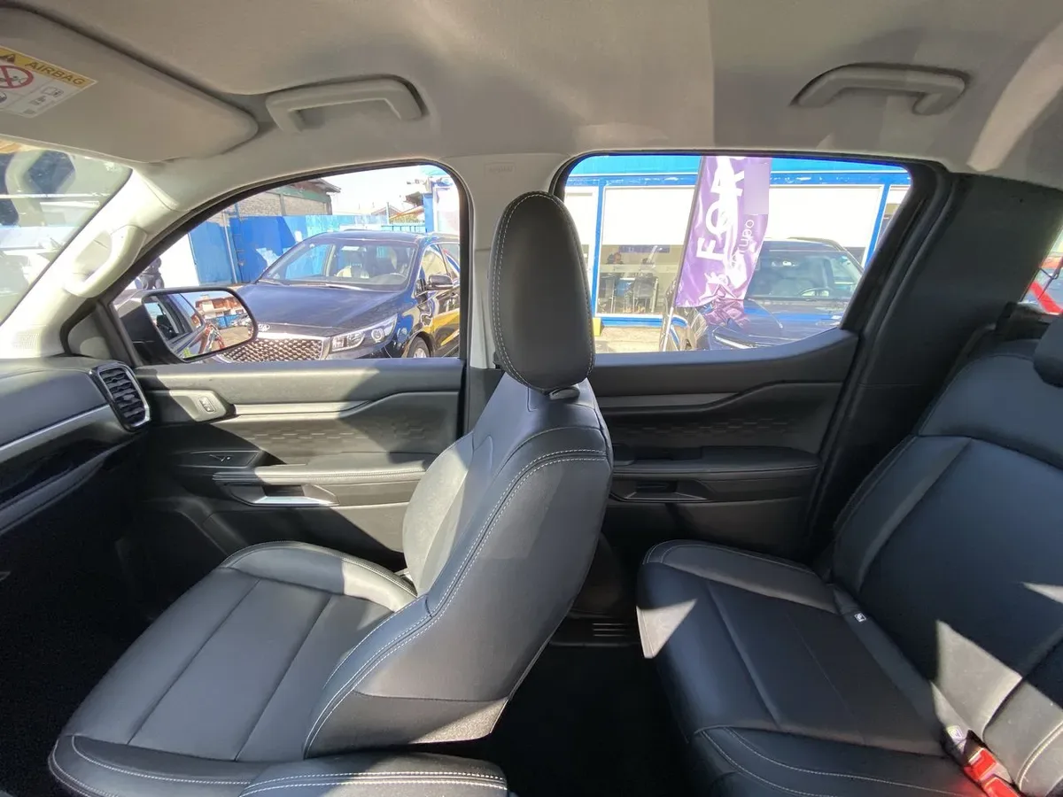 Ford Ranger 2.0 Xlt Diesel 4x2 Dob. Cab. At 4p año 2025