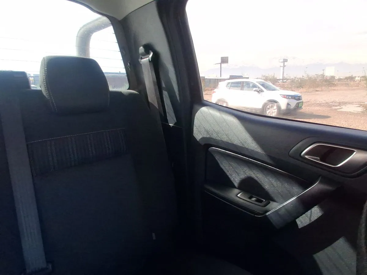 Ford Ranger 3.2 Xlt 4x4 Diesel Dob. Cab. At 4p año 2023