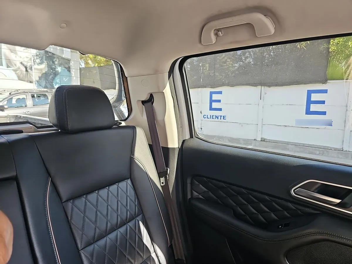 Great Wall Poer Plus 2.0t Elite Diesel 4x4 Dob. Cab. At 4p año 2023