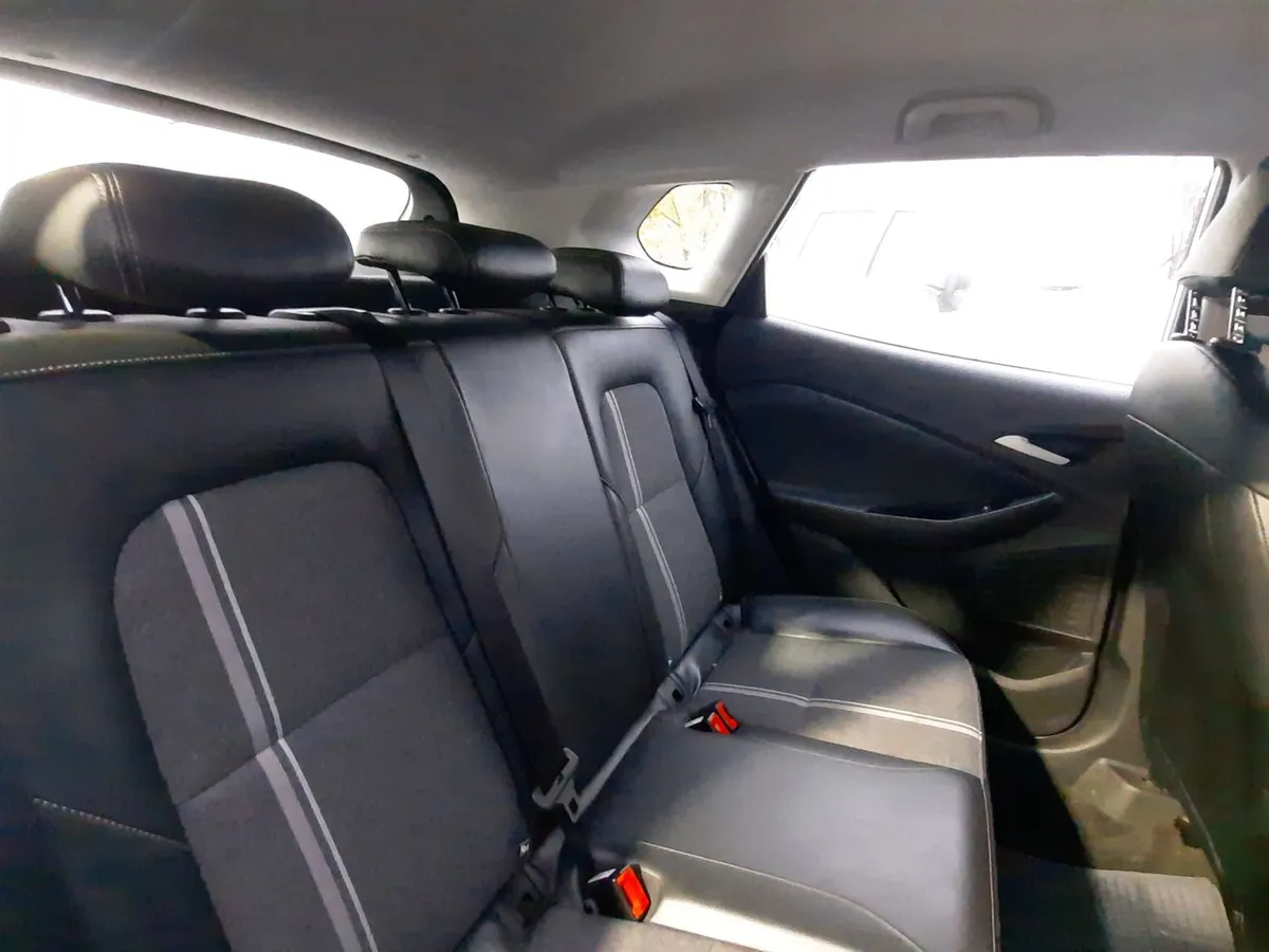 Chevrolet Tracker 1.2t Ltz Fwd At 5p año 2023