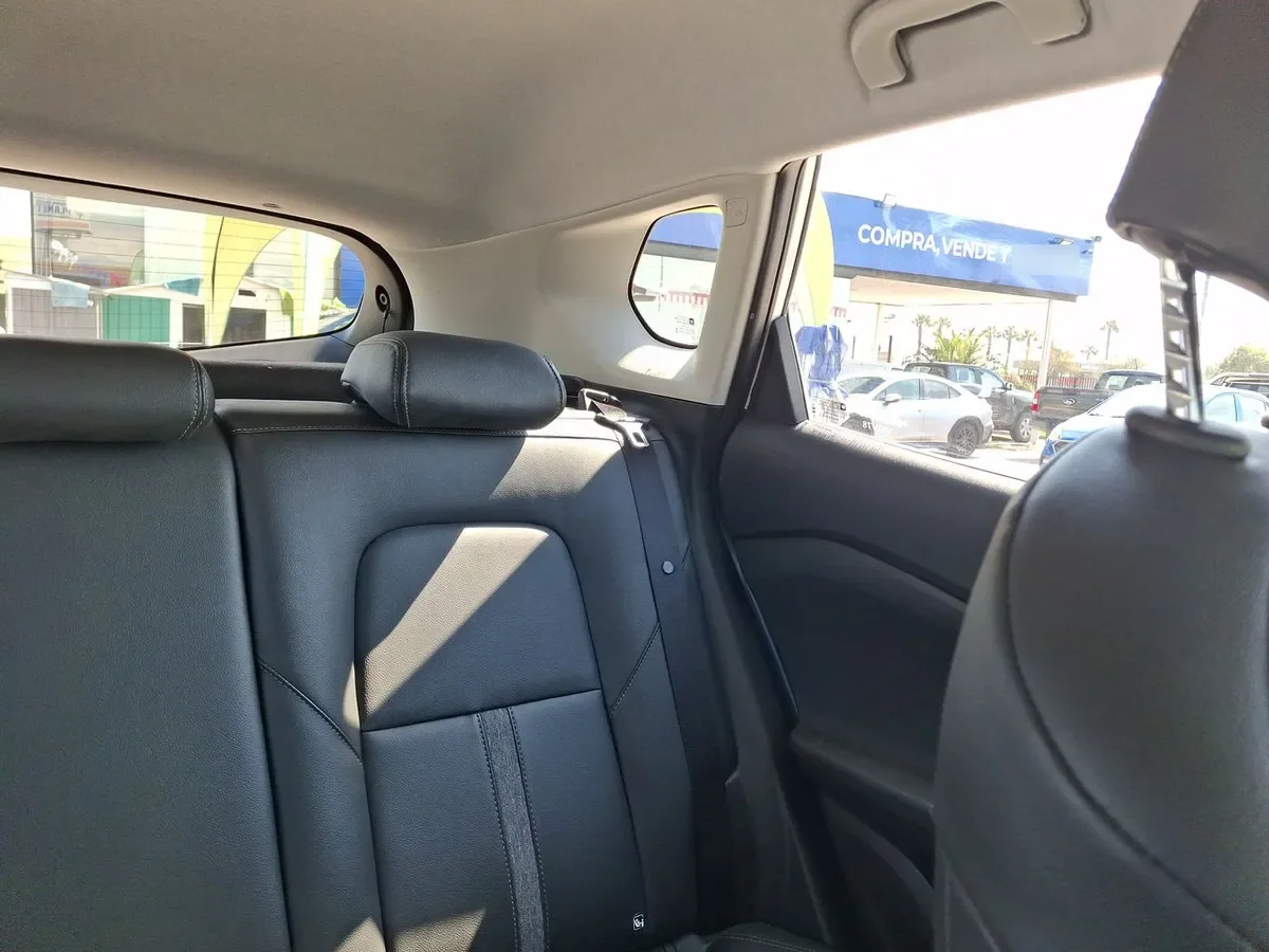 Chevrolet Tracker 1.2t Ltz T 4x2 Mt 5p año 2026