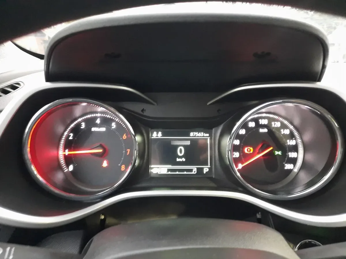 Chevrolet Tracker 1.2t Ltz Fwd At 5p año 2023