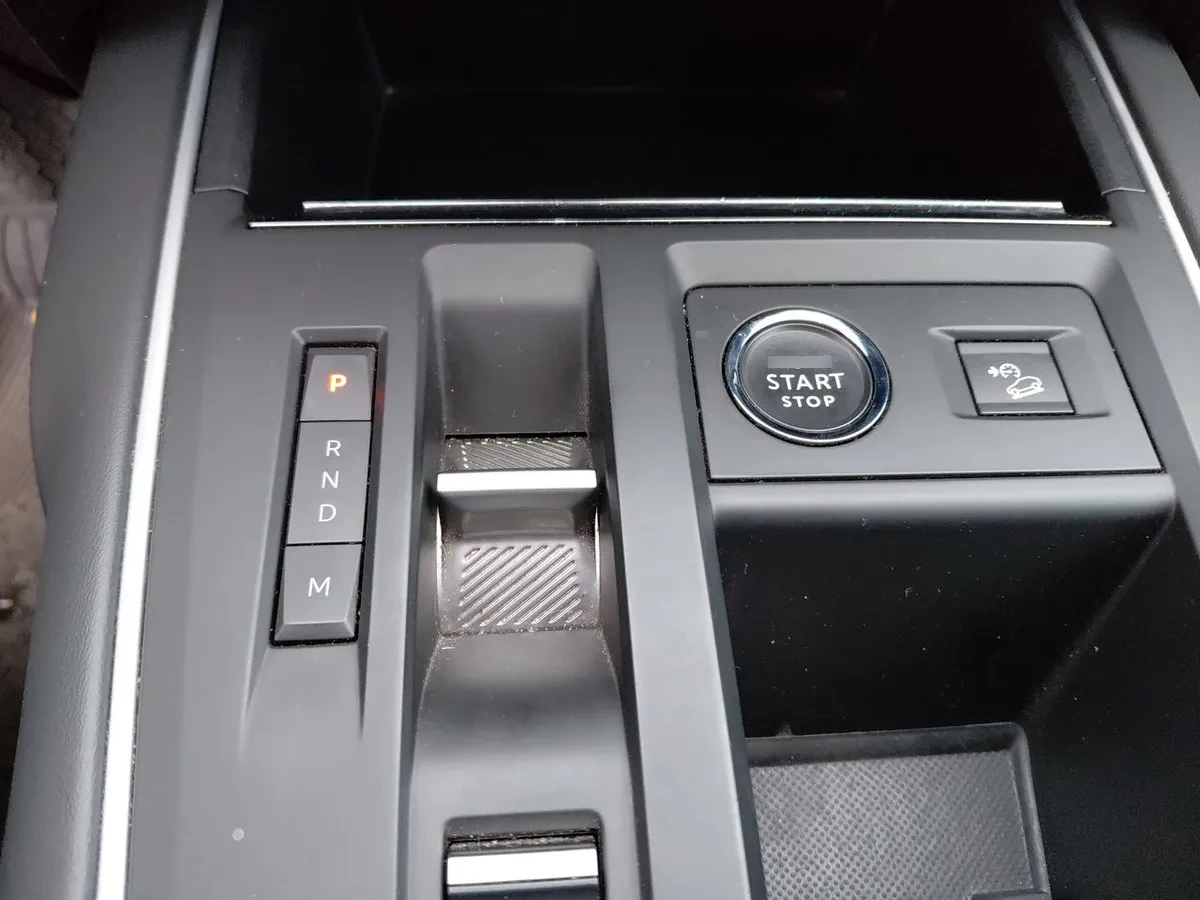 Citroen C5 Aircross 1.5 Feel Pack Diesel 4x2 130 Ss Eat8 At 5p año 2024