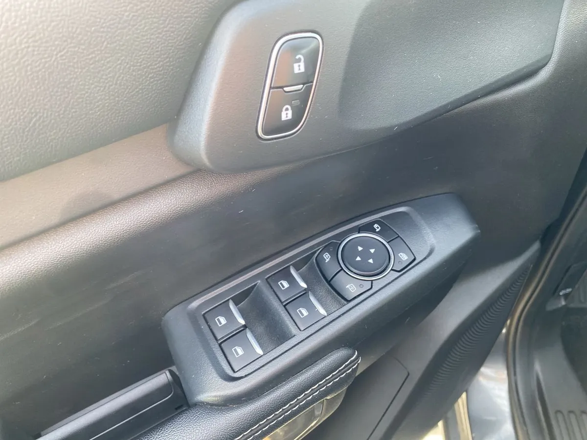 Ford Ranger 2.0 Xlt Diesel 4x2 Dob. Cab. At 4p año 2025