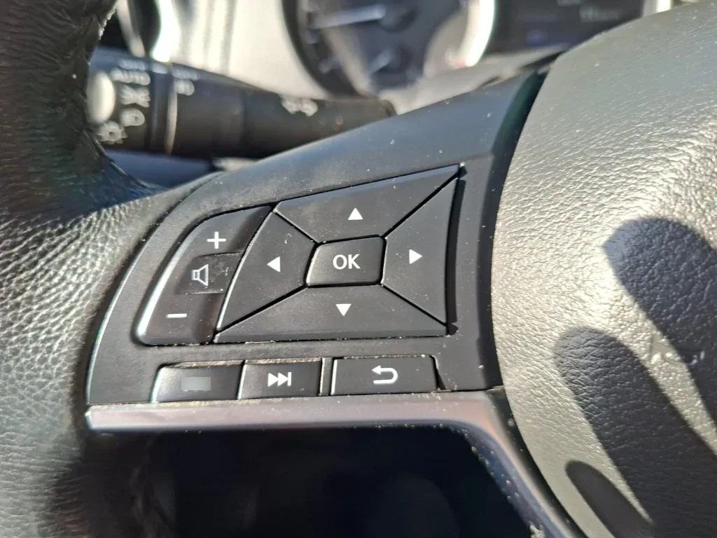 Nissan Navara Dc 4x2 2.3tdi Xe año 2022