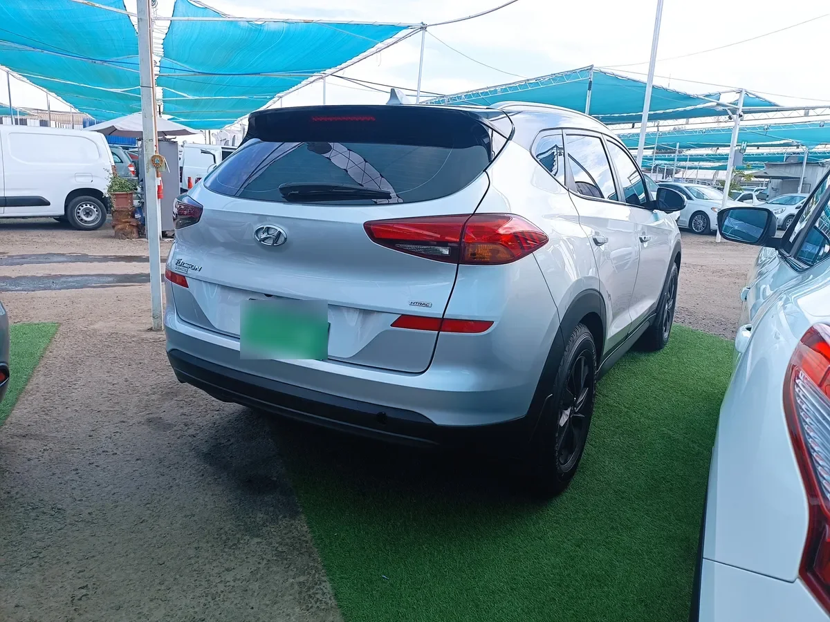 HYUNDAI TUCSON 2.0 Crdi E6 Tl Limited Fl At 4x4 Diesel año 2020