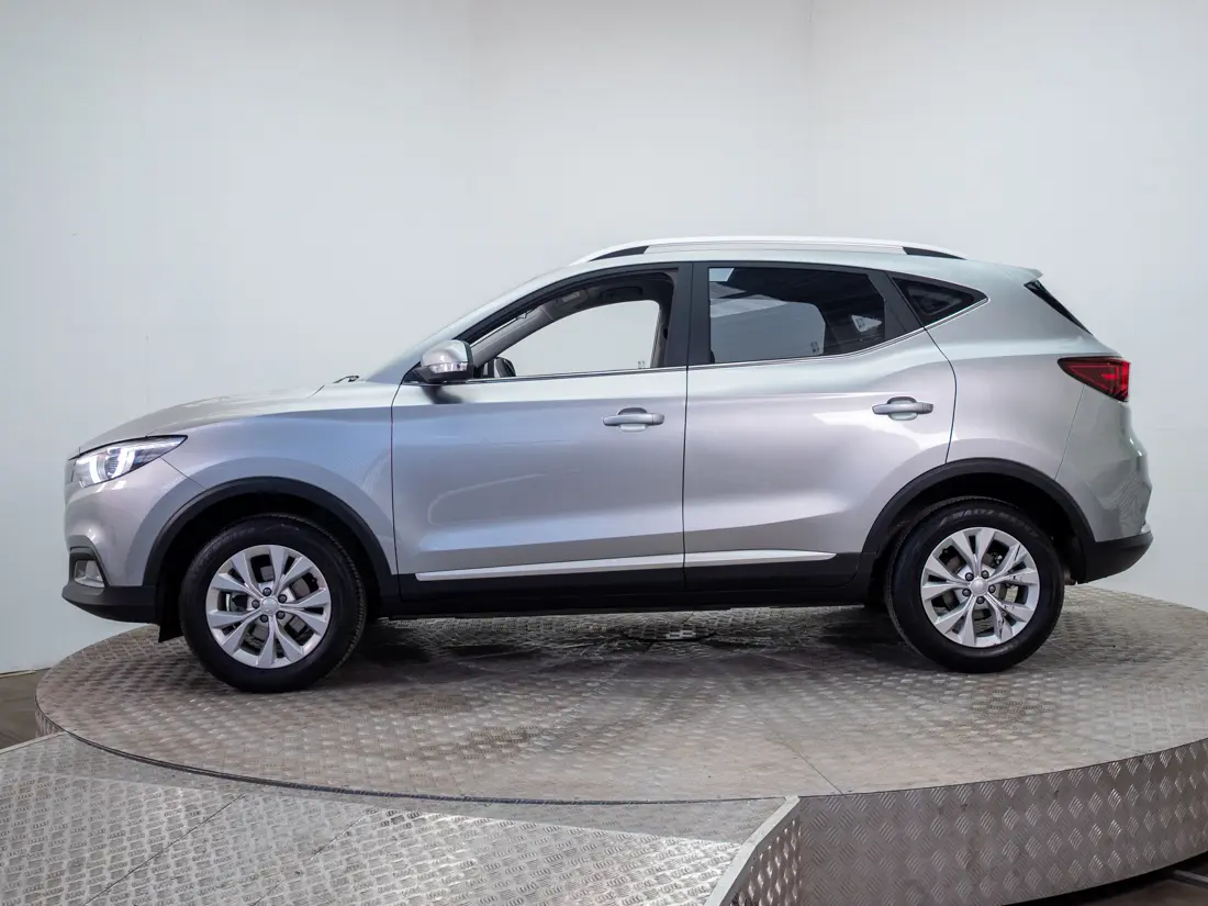 MG Zs 1.5 Std Mt año 2025