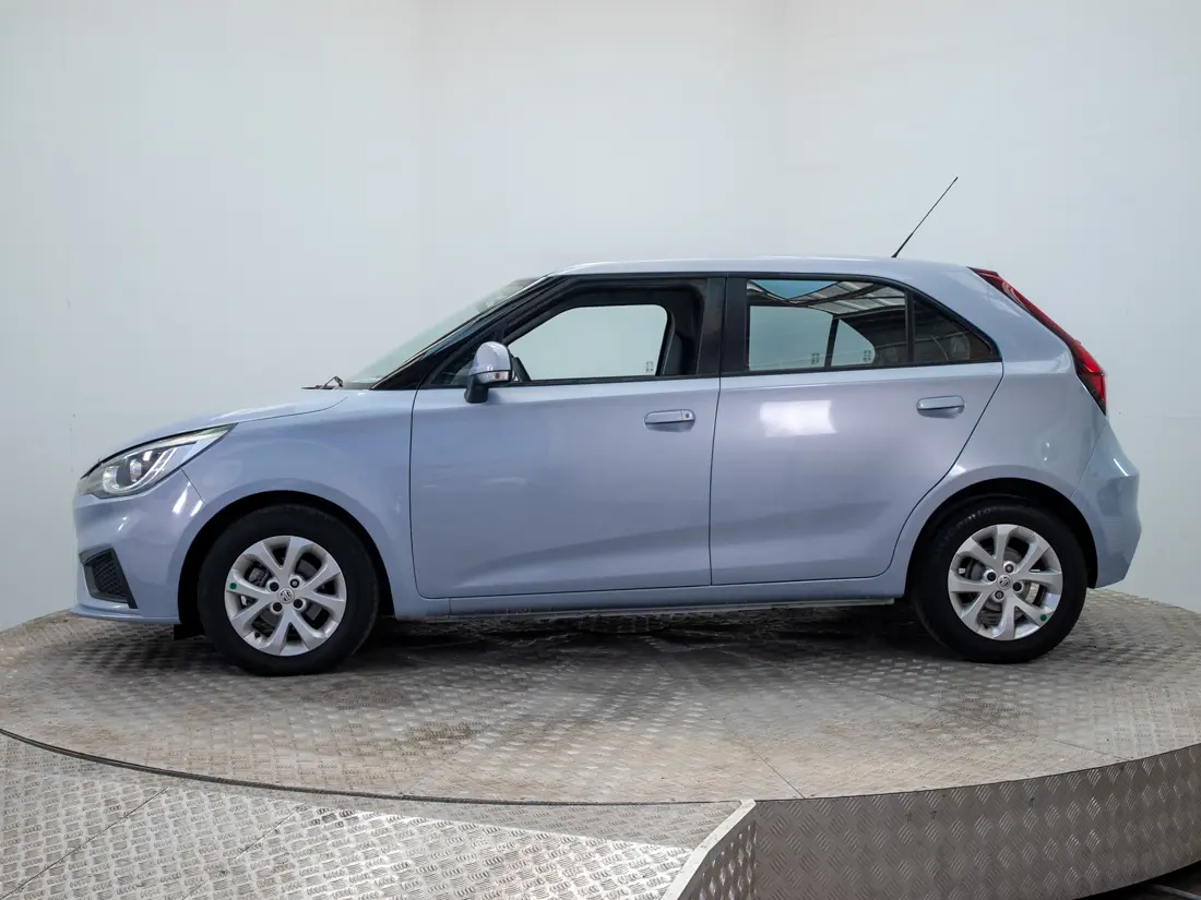 MG 3 Mg 3 1.5 Mt Std año 2023
