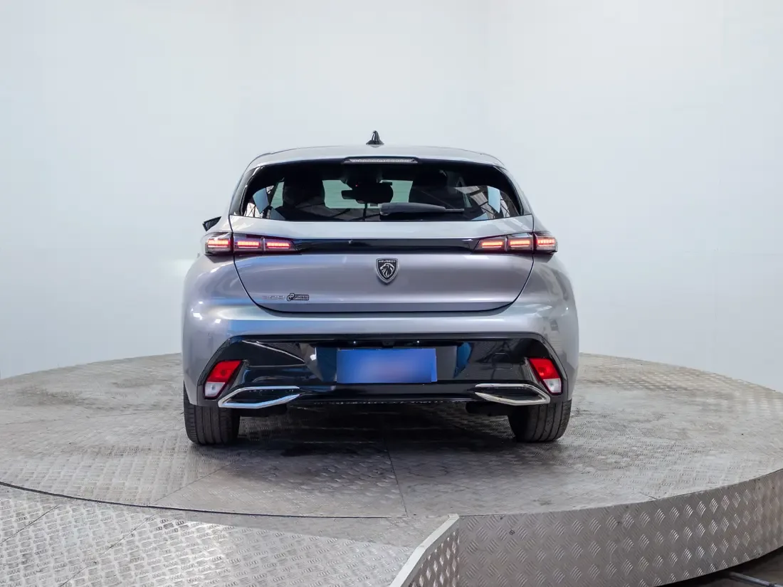 Peugeot 308 308 1.5 Allure Pack Bluehdi 130 At Diesel año 2023