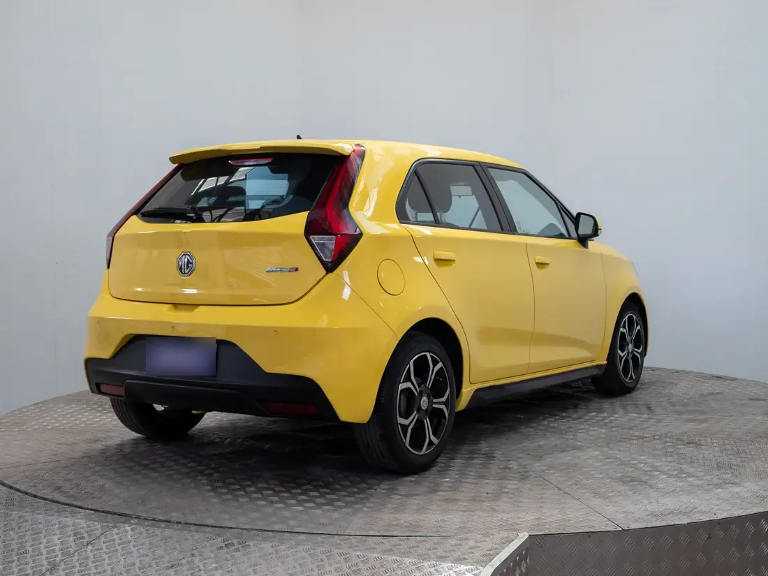 MG 3 Mg 3 1.5 Com At año 2023