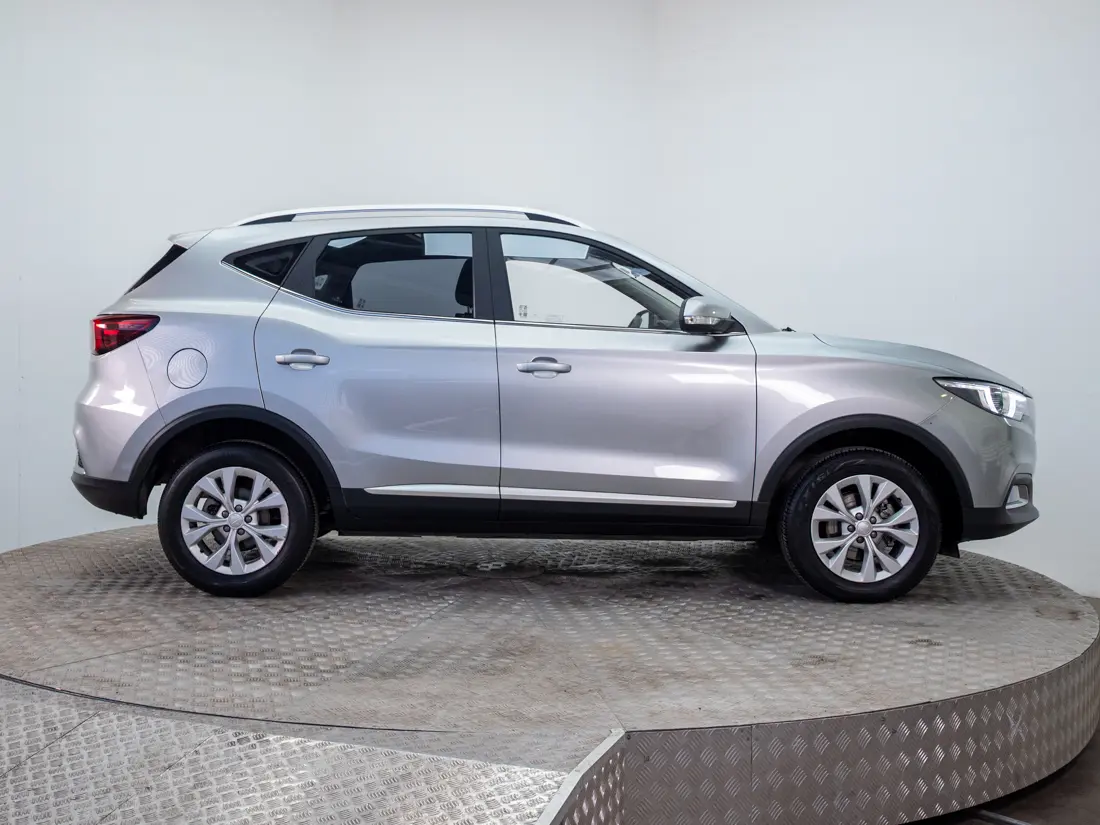 MG Zs 1.5 Std Mt año 2025