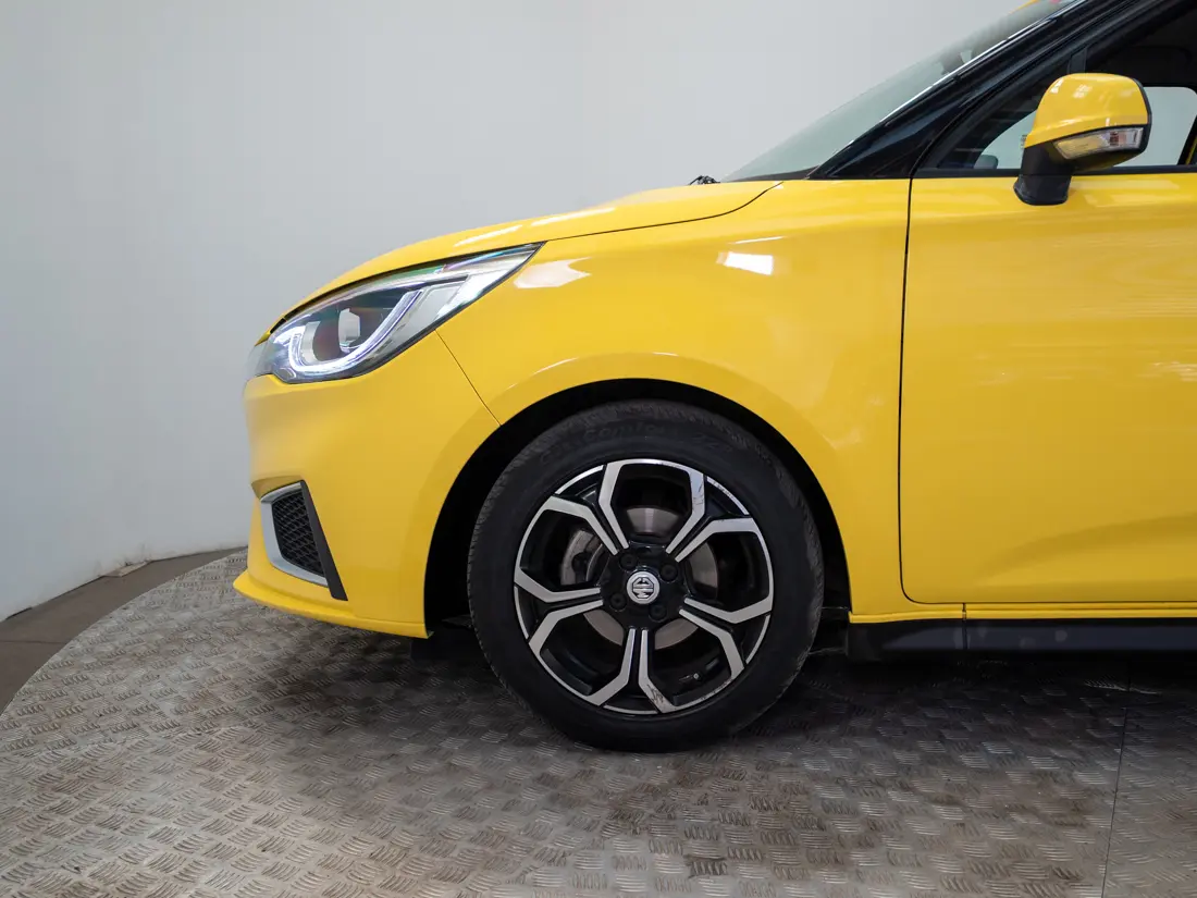MG 3 Mg 3 1.5 Com At año 2023
