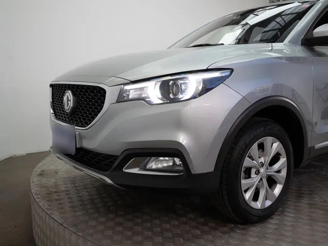 MG Zs 1.5 Std Mt año 2025