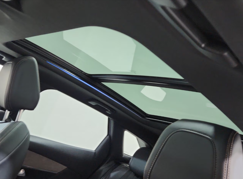 PEUGEOT 3008 1.6 Gt Black Pack Puretech Eat8 At año 2023
