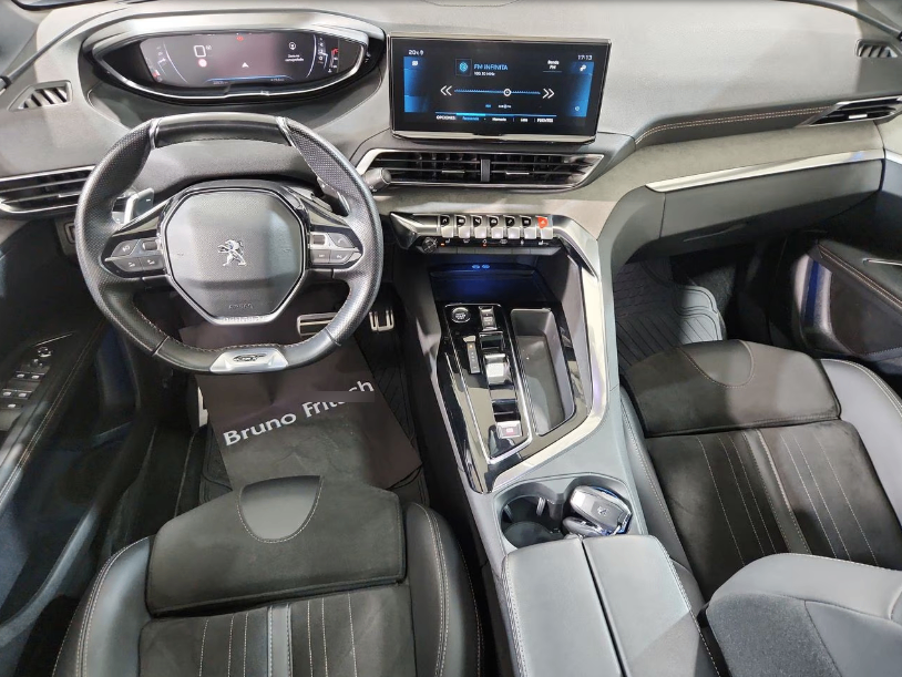 PEUGEOT 3008 1.6 Gt Black Pack Puretech Eat8 At año 2023
