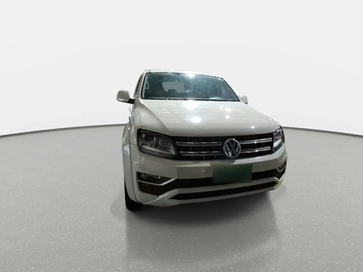 Volkswagen Amarok 2.0 Highline Diesel 4motion 4x4 Dob. Cab. At 4p año 2023