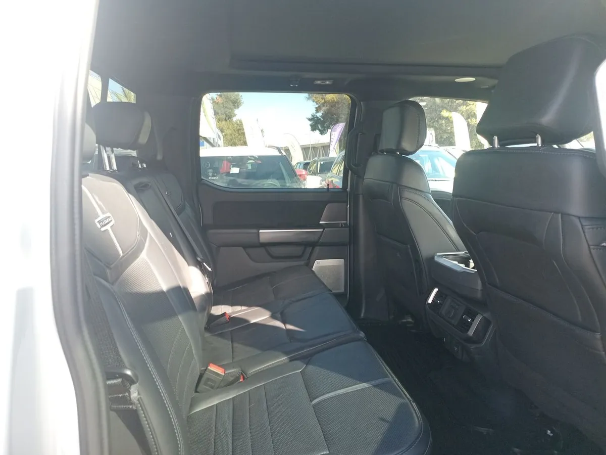 Ford F-150 3.5 Platinum Cc Dob. Cab. 4x4 At 4p año 2025