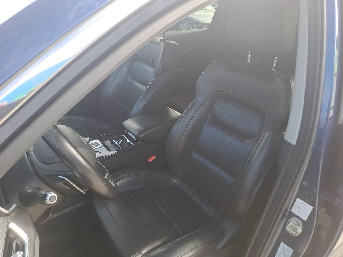 Chery Tiggo 8 Pro 1.6 Tgdi Glx 4x2 Euro6 Dct At 5p año 2023