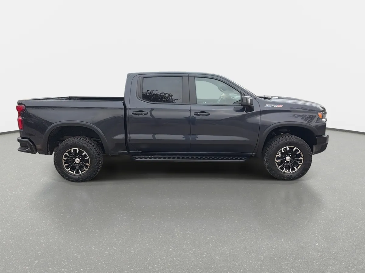 Chevrolet Silverado 6.2 Zr2 4x4 At 4p año 2024