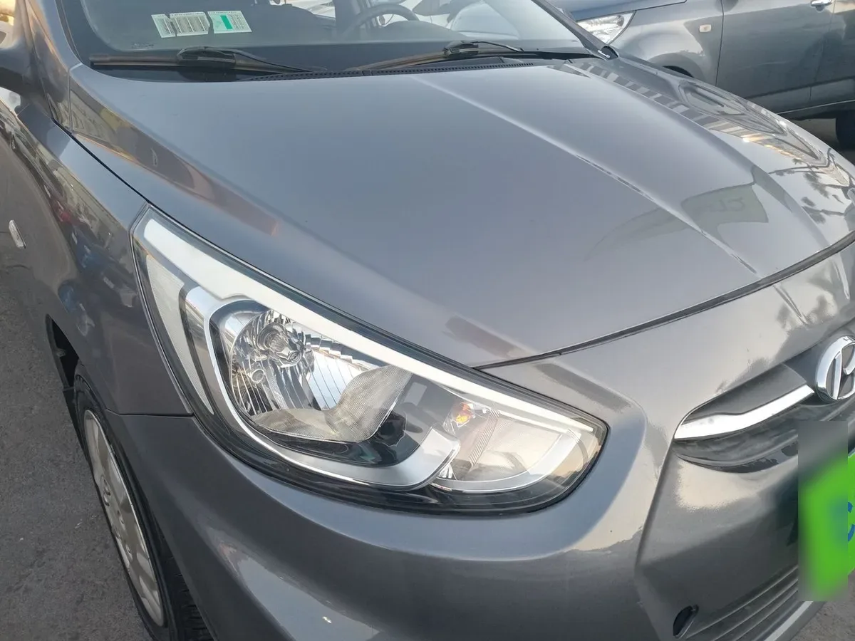 Hyundai Accent 1.4 Gl Rb 4x2 Sdn 2ab Ac Abs At 4p año 2016