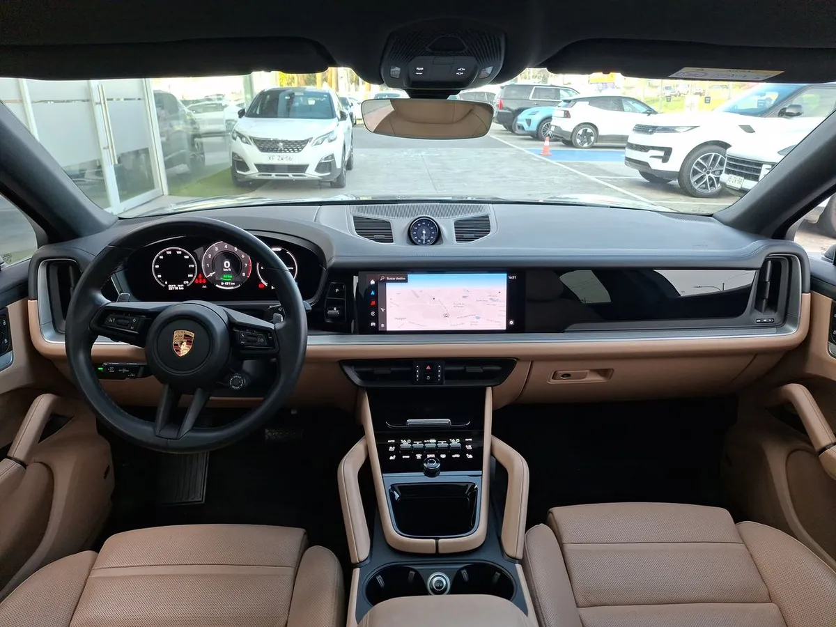 Porsche Cayenne 3.0 E-Hybrid Coupe 4x4 At 5p año 2025