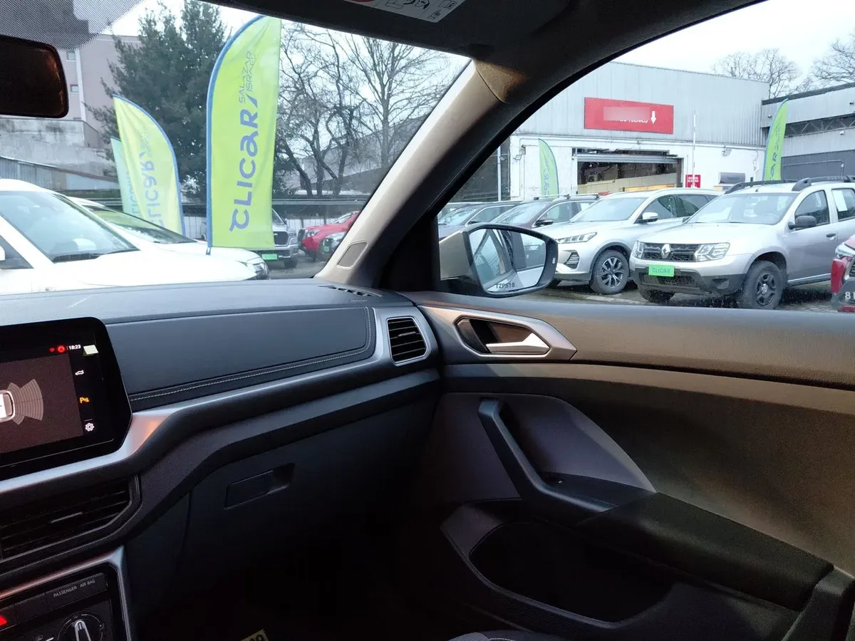 Volkswagen T-Cross 1.0 Tsi Trendline 4x2 5mt 5p año 2025