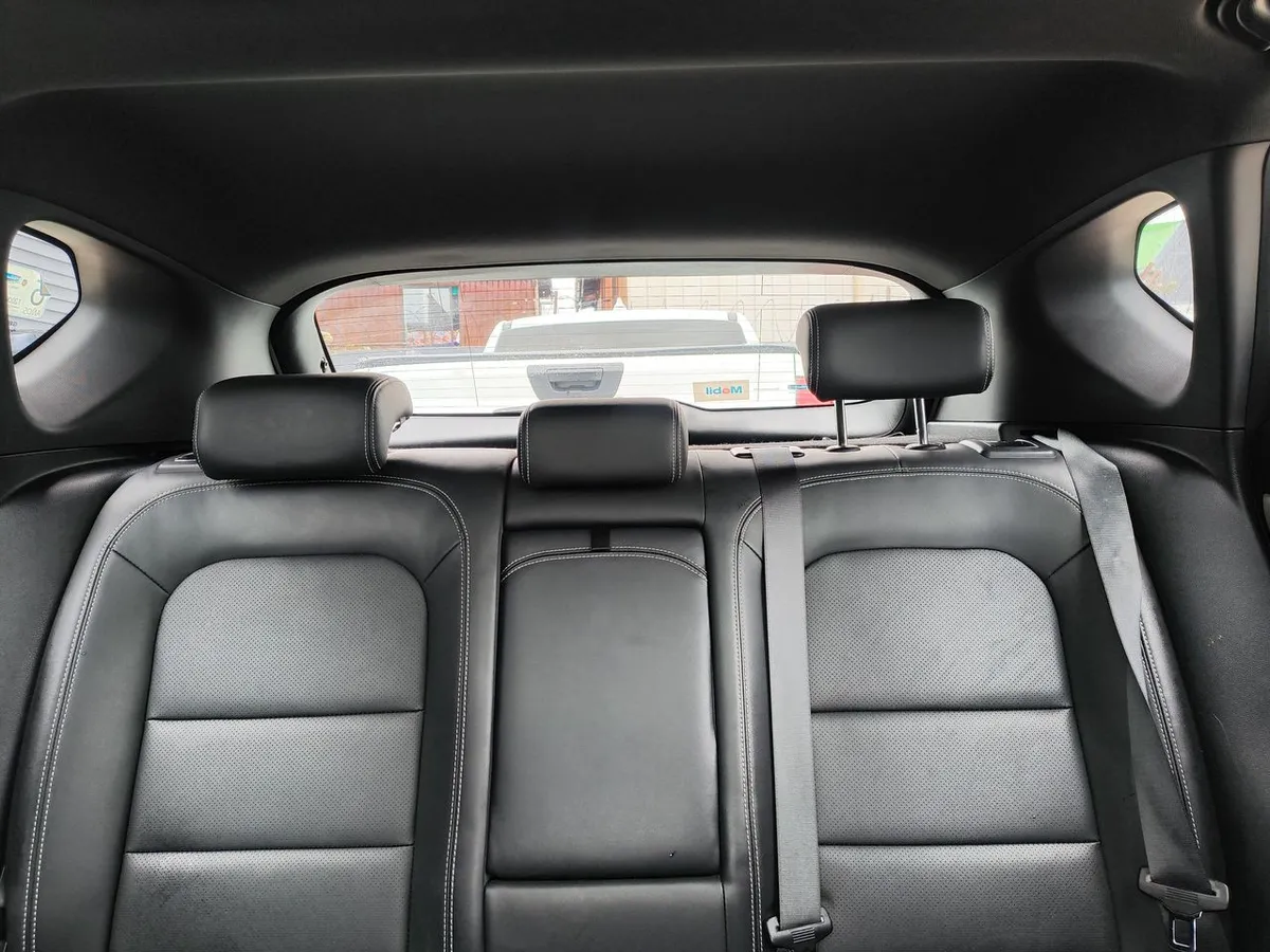 Geely Coolray 1.5 Gf Sport 4x2 At 5p año 2023