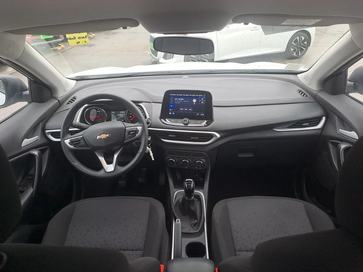Chevrolet Tracker 1.2t Ls Fwd Mt 5p año 2023