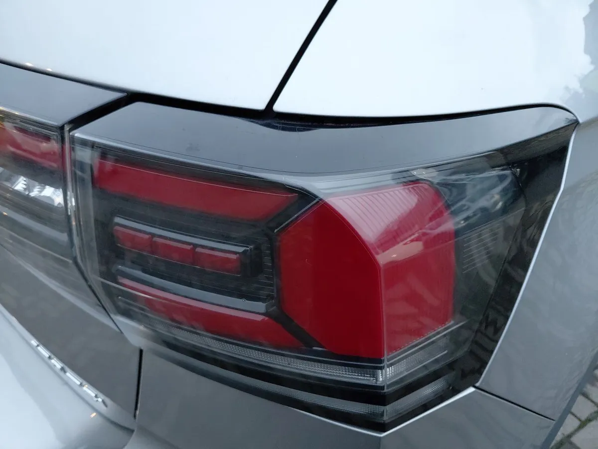 Volkswagen T-Cross 1.0 Tsi Trendline 4x2 5mt 5p año 2025