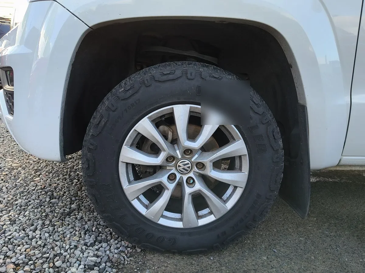 Volkswagen Amarok 2.0 Trendline Diesel 4motion 4x4 Dob. Cab. Mt 4p año 2023