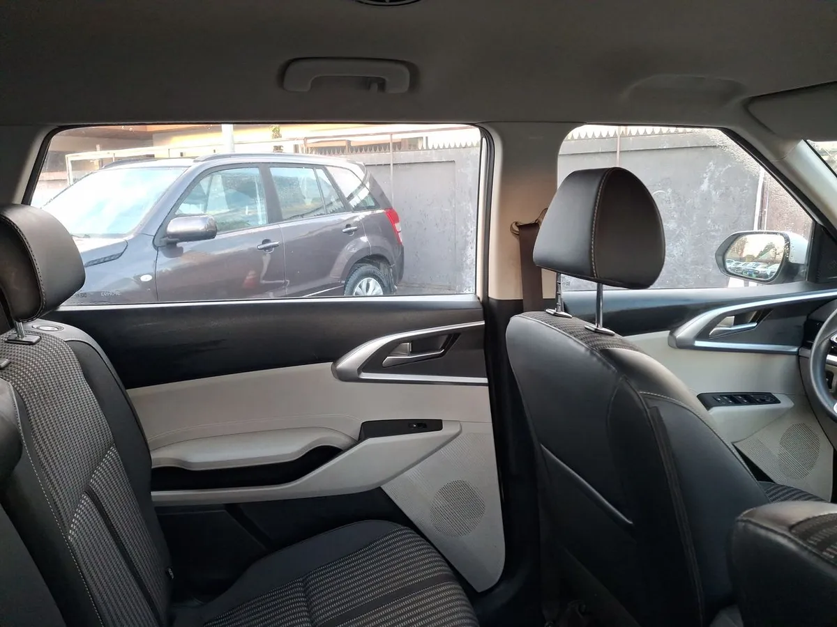 Kia Carens 1.4l Ex Turbo-Gdi 4x2 7dct At 5p año 2023