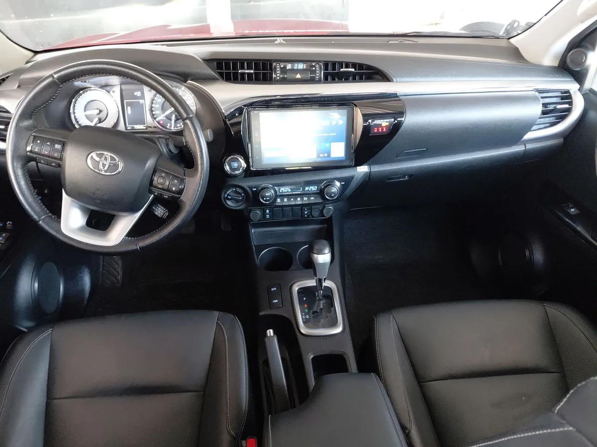 Toyota Hilux 2.8 Srv Diesel 4x4 Dob. Cab. At 4p año 2024