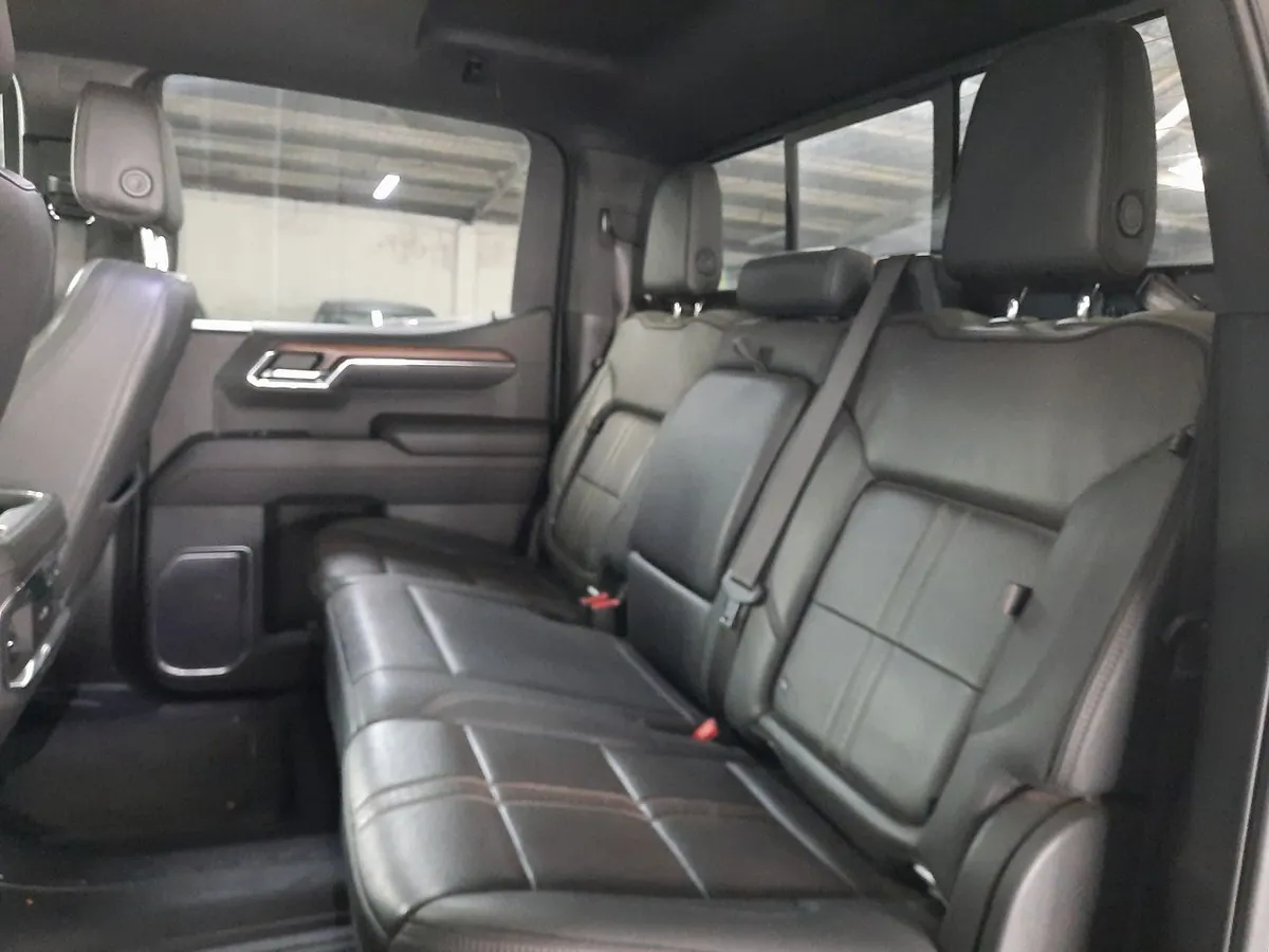 Chevrolet Silverado 3.0 High Country 4x4 At 4p año 2023
