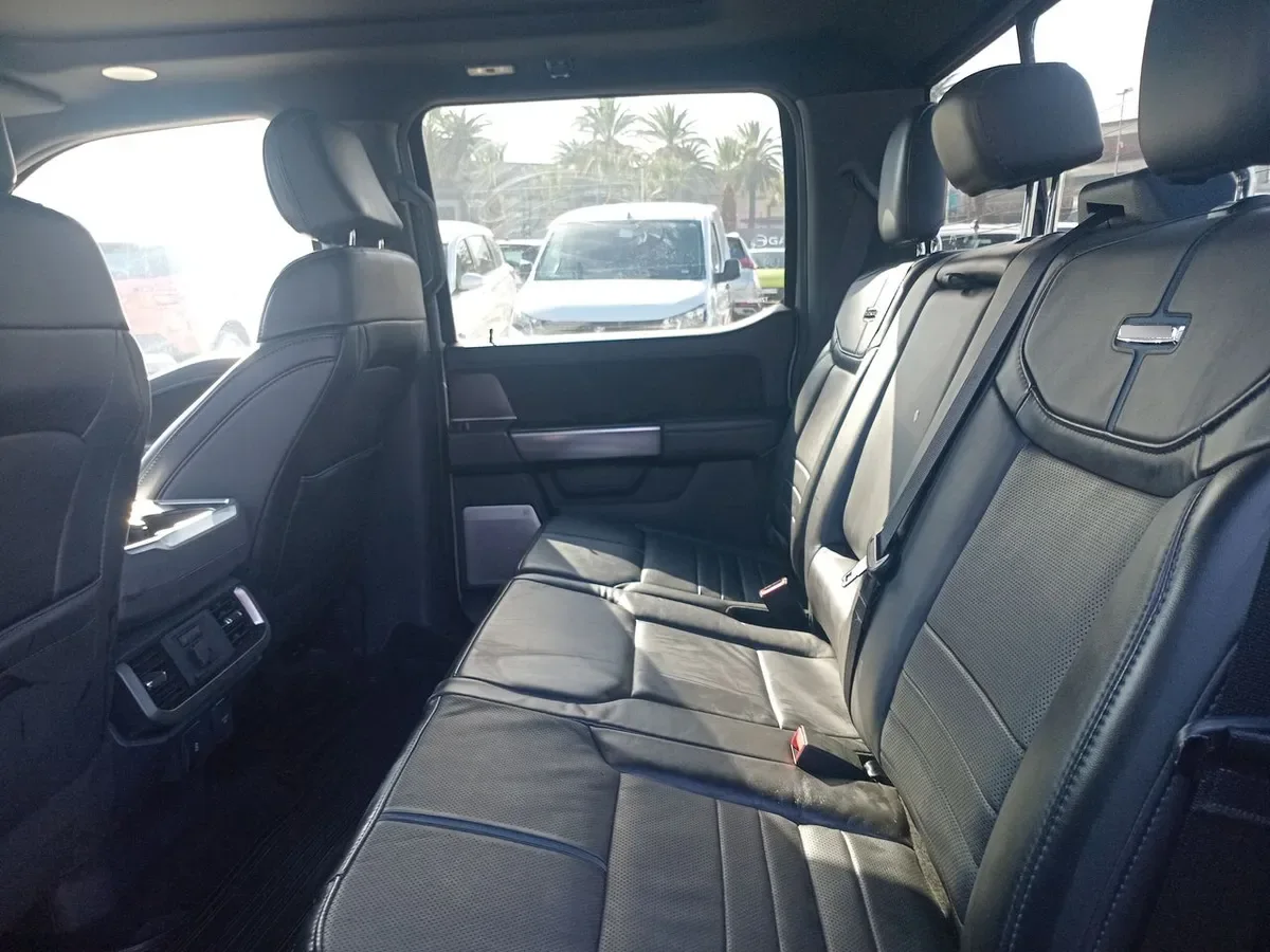 Ford F-150 3.5 Platinum Cc Dob. Cab. 4x4 At 4p año 2025