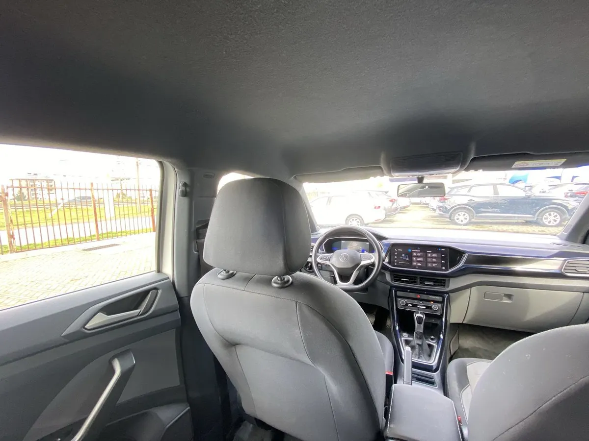 Volkswagen T-Cross 1.0 Tsi Comfortline 4x2 At6 5p año 2022